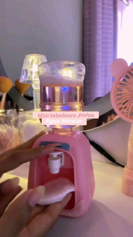 Adeus desperdício! Mini bebedouro perfeito para armazenar água micelar ? #beleza #utilidades #shopee #aguamicelar #skincare #autocuidado #penteadeira