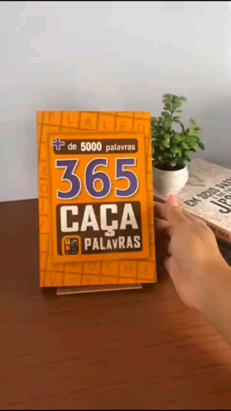 caça palavras . passa tempo. estudos. memória #livro