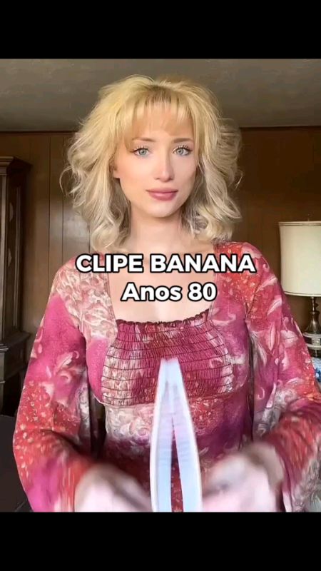 Prendedor De Cabelo Banana Anos 80 #Prendedordecabelo #piranha #banana80 #acessóriocabelo #moda80