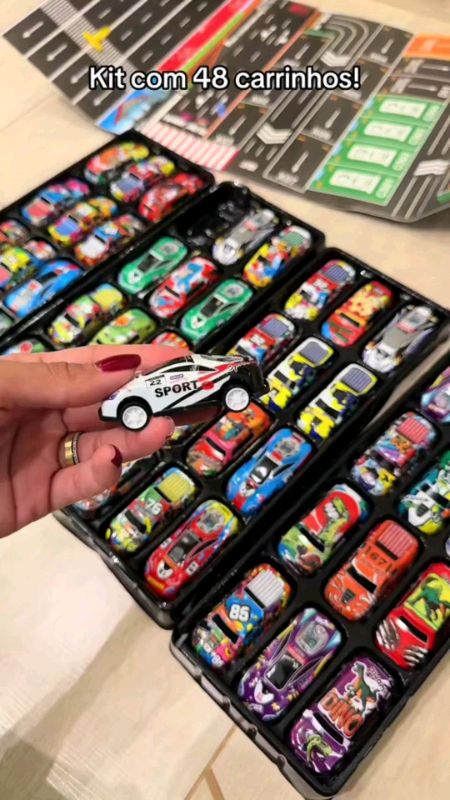 #Kit #48 #Carrinhos #com #Fricção #de #Aço #Lata #Metálica #Coloridos - #Caixa #Container #que #Vira #Pista