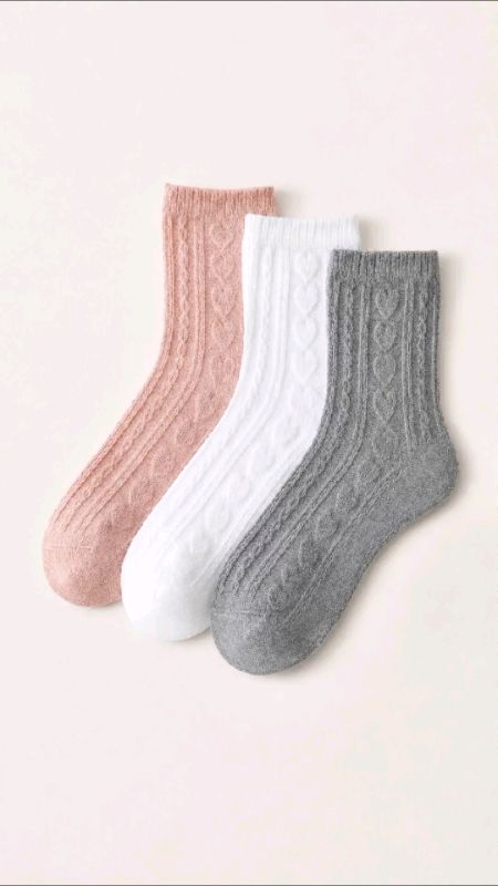 Kit de Meias Femininas Longas #kitmeiafeminina #kit3meiasfeminina #kitcom3meias #meiafeminina #meiamaciafeminina #meiacanolongofeminina #meiacanolongo