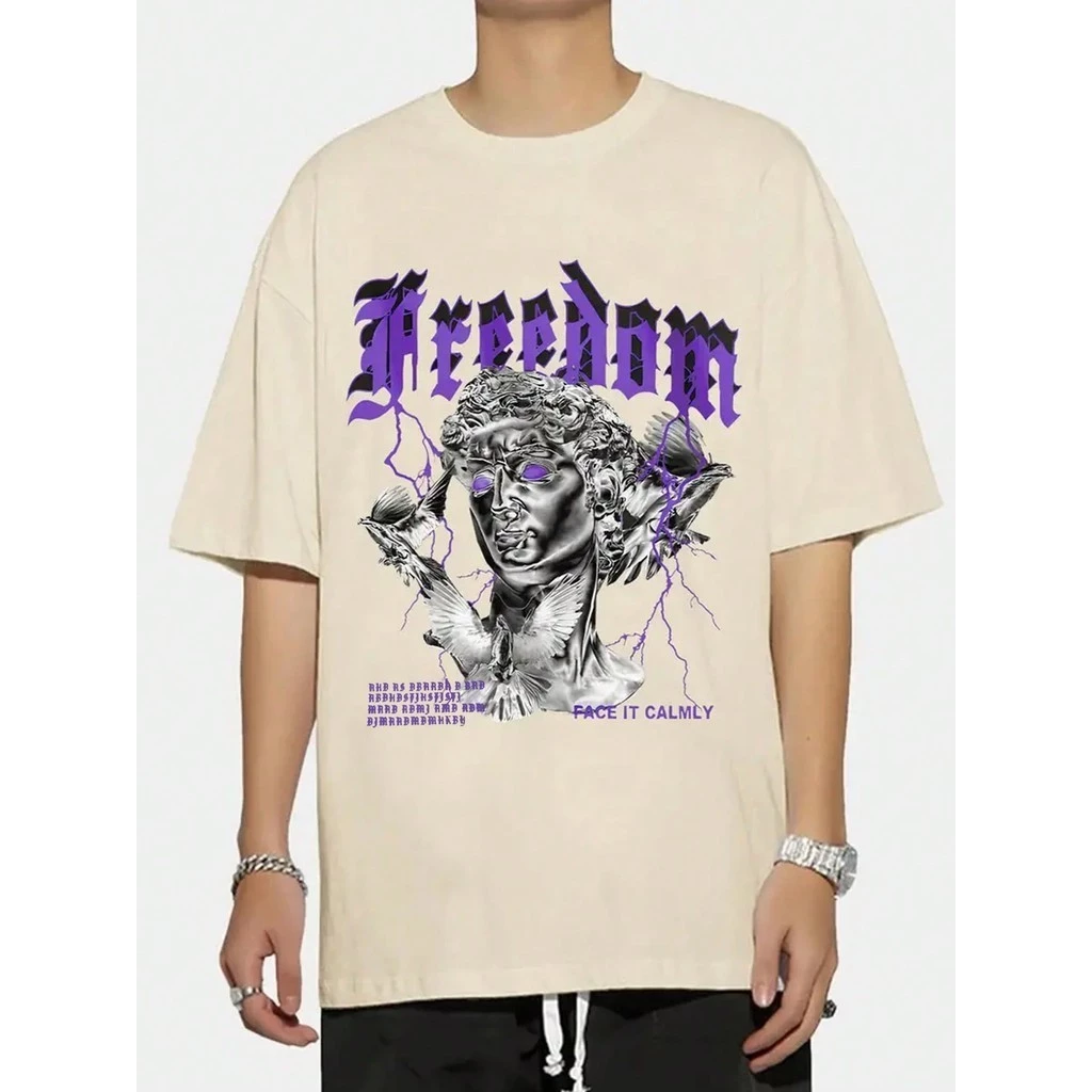Camiseta Masculina Streetwear Solta De Ombro Caído Com Figura Masculina E Slogan Gráfico look